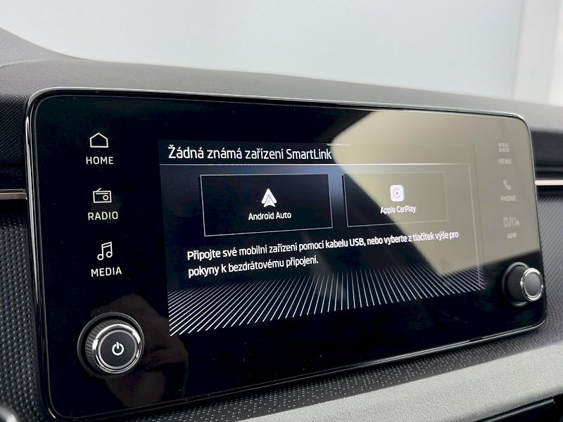 Škoda Scala (2025) 1.0TSI 85kW Top Selection - fotka 14 z 31