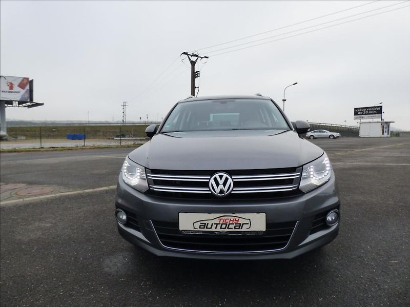 Volkswagen Tiguan 1,4 TSI 90KW SPORT - fotka 7 z 50