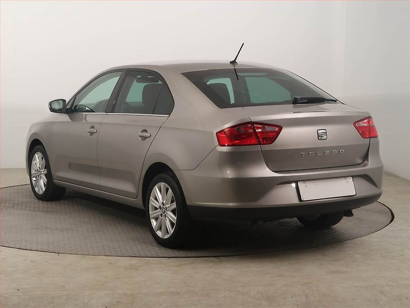 Seat Toledo (2017) 1.0 TSI, Serv.kniha, Tempomat - fotka 4 z 18