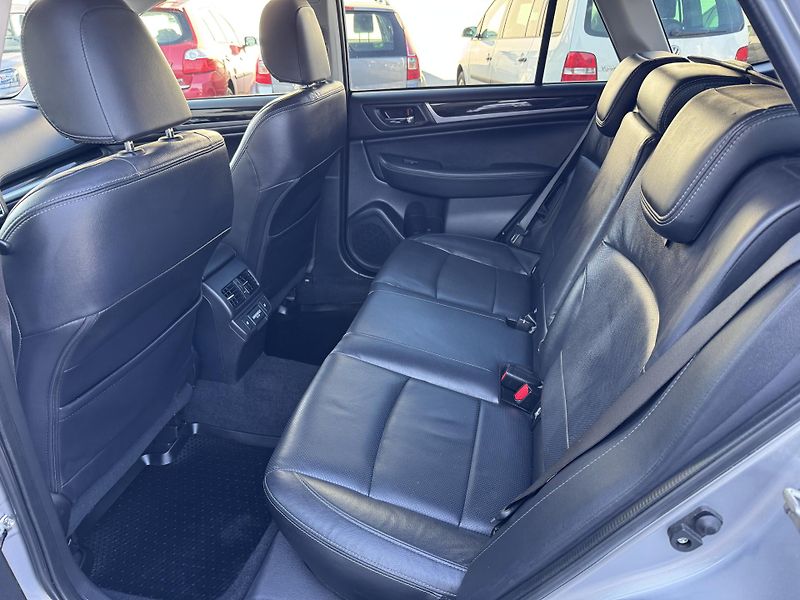 Subaru Outback 2.5i BOXER 4X4 SPORT - fotka 8 z 31