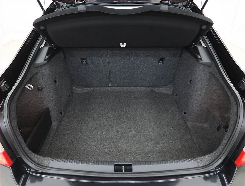 Škoda Octavia (2014) Ambition Plus 1.6 TDI - fotka 13 z 17