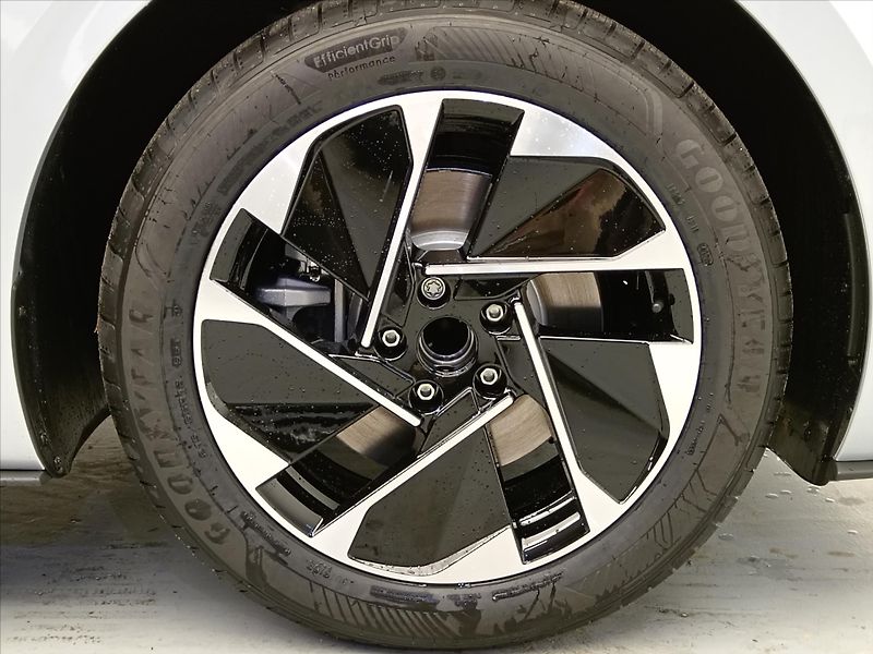 Volkswagen ID.3 Pro People 150 kW, 59 kWh - fotka 9 z 15