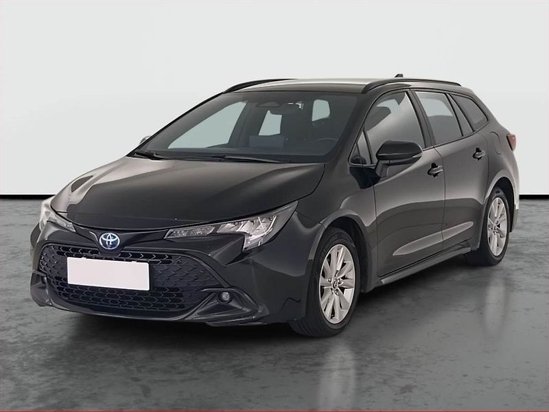 Toyota Corolla (2024) 1.8 Hybrid - fotka 2 z 23