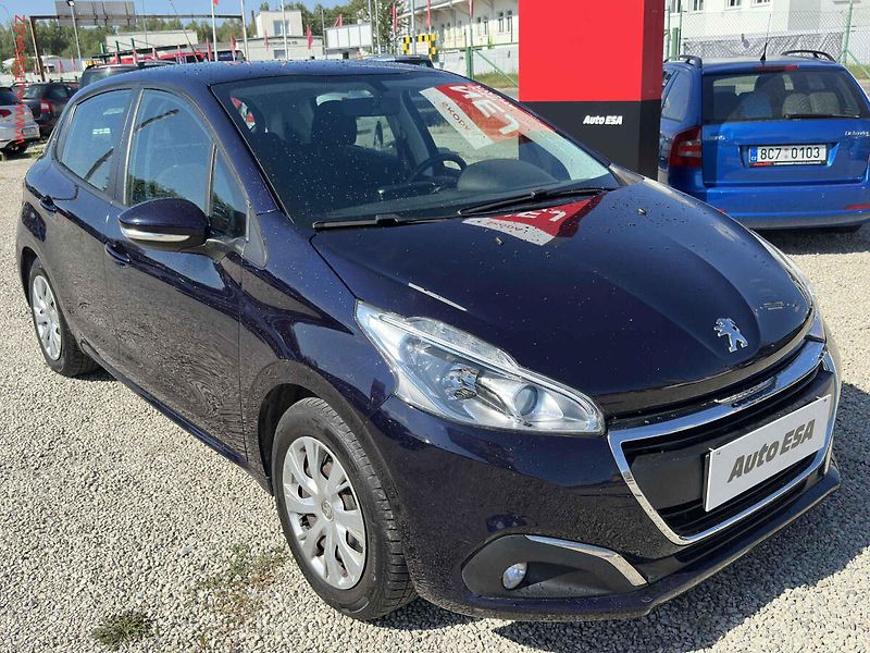 Peugeot 208 (2019) 1.2i, ČR, AC - fotografie inzerátu