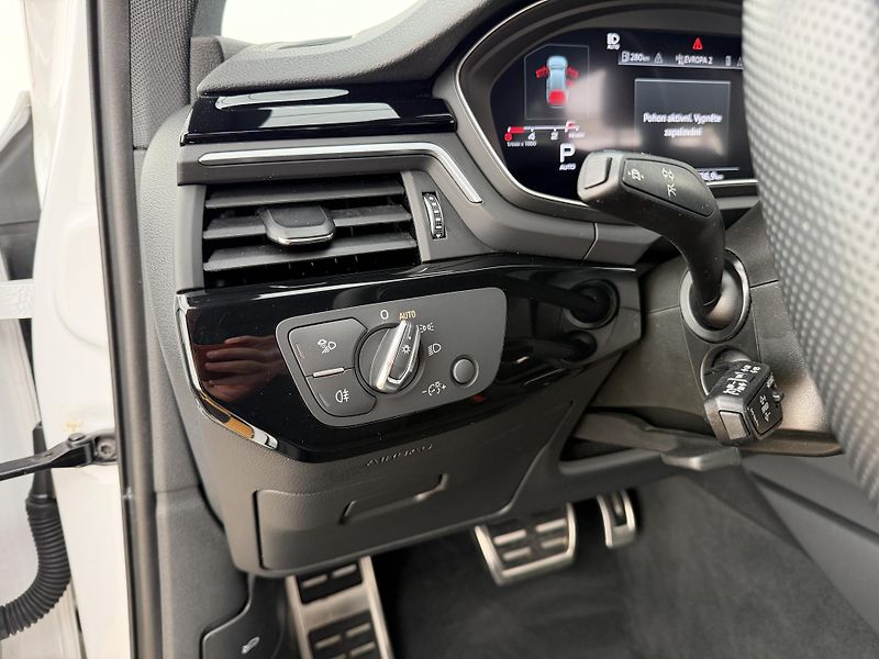 Audi A4 Avant 2.0Tdi*150kw*CZ*1MAJ*DPH*S-Lin - fotka 9 z 40
