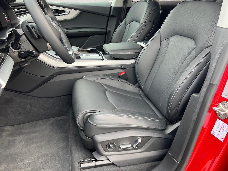 Audi Q8 (2025) S-LINE 50TDI WEBASTO HUP DPH - fotka 9 z 32