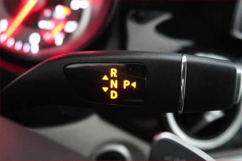 Mercedes-Benz CLA (2016) AMG Paket 220 CDI, Automat - fotka 20 z 20