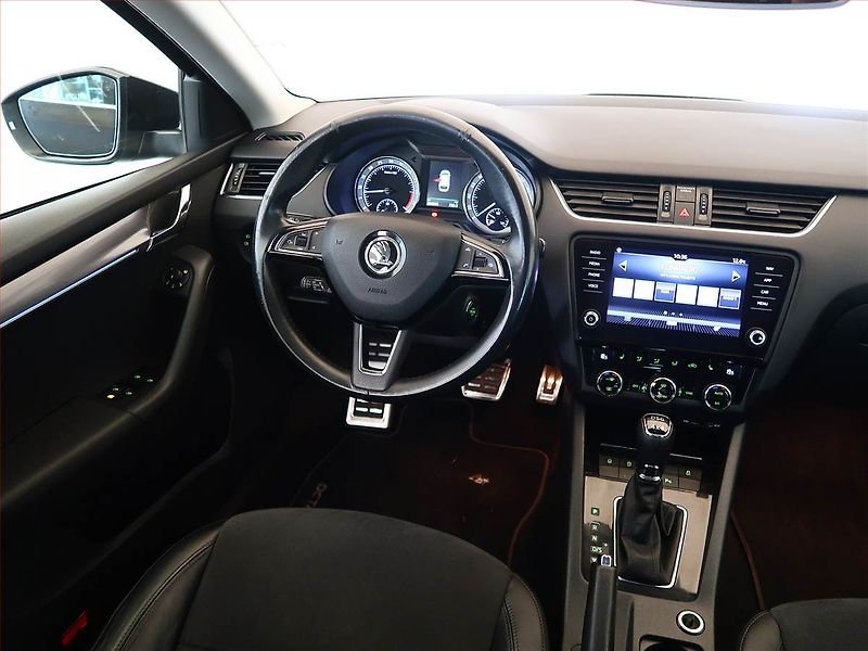 Škoda Octavia (2017) 2.0 TDI, 4X4, Automat, Kůže - fotka 7 z 20