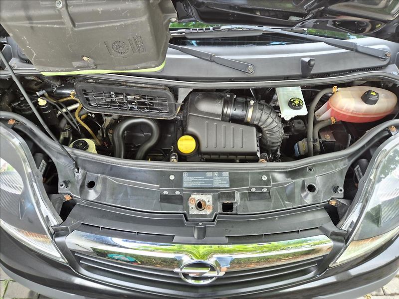 Opel Vivaro (2014) 2,0 CDTi Life Westfalia Obytný - fotka 30 z 31