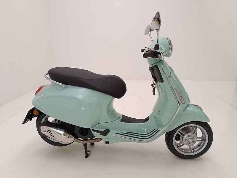 Vespa Primavera 125 3V ABS (2025) E5+ Verde Amabile - fotka 8 z 16