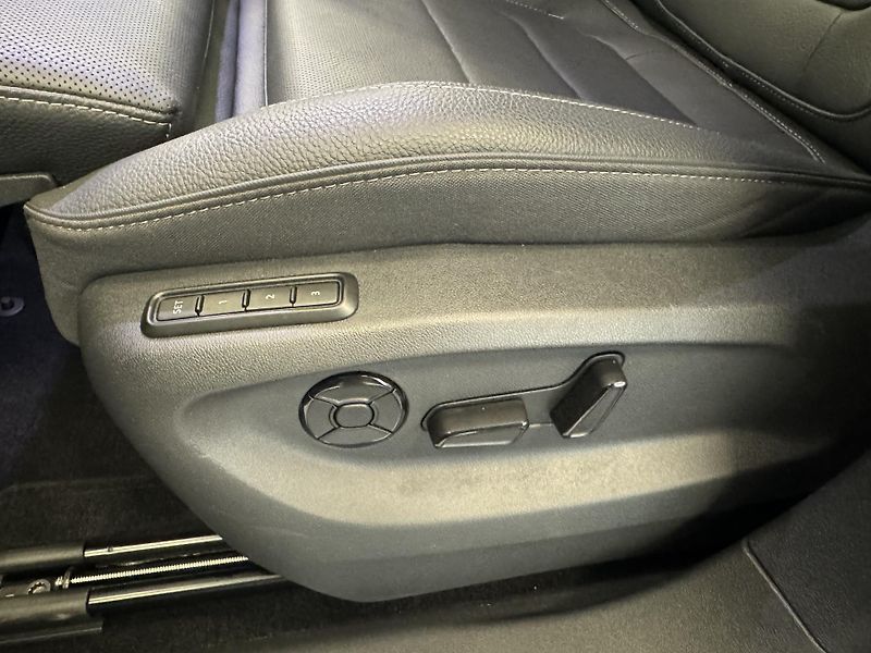 Škoda Kodiaq (2025) 1,5TSi DSG MHEW CANTON TAŽNÉ - fotka 44 z 47