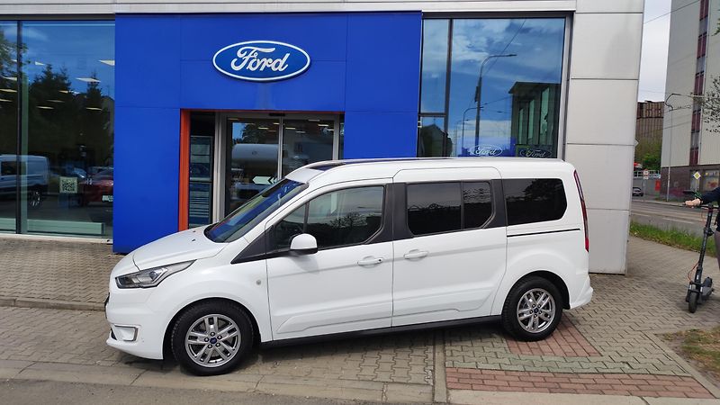 Ford Tourneo Connect (2020) 1,5 EcoBlue 88kW CZ DPH - fotka 2 z 30