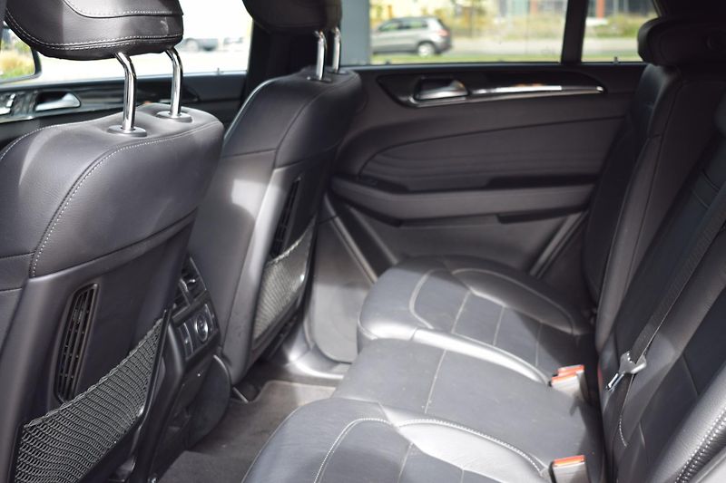 Mercedes-Benz GLE (2019) 350d AMG/Coupe/Tažné/KeyLess/ - fotka 27 z 40