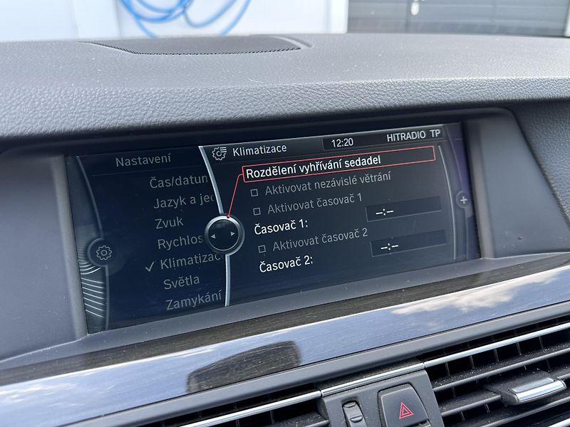 BMW Řada 5 530d Head-Up, Hi-Fi - fotka 17 z 21