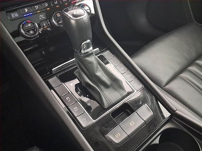 Škoda Superb (2018) Laurin&Klement 2.0 TSI - fotka 13 z 22