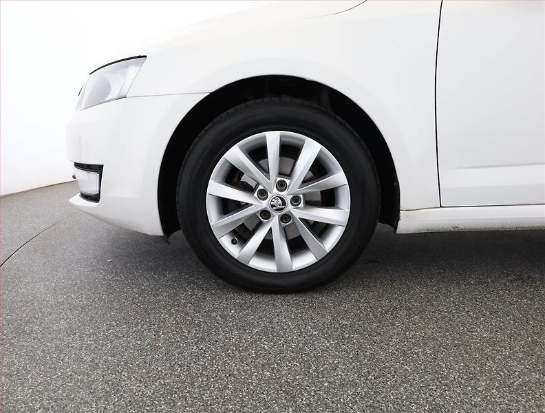 Škoda Octavia (2014) 1.6 TDI, Tempomat - fotka 12 z 12