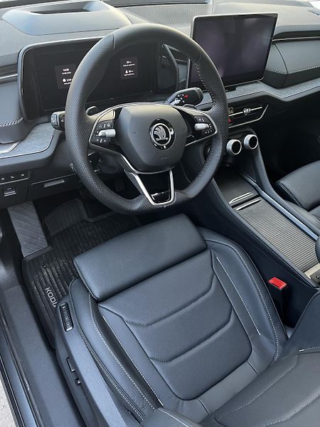 Škoda Kodiaq (2024) Excl.Sel. 2.0TDI DSG 4x4 NOVÝ - fotka 5 z 9