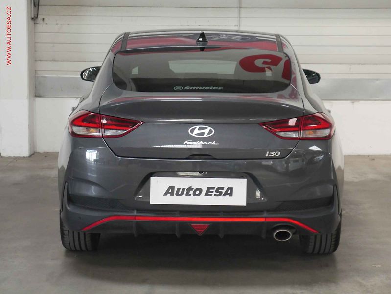 Hyundai i30 (2025) 1.5 T- GDI, 2.maj,ČR, LED - fotka 5 z 21