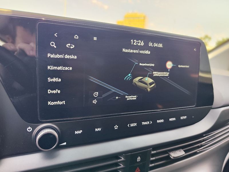 Hyundai i20 1.0 T-GDi/74kW GO! WINTER DCT - fotka 17 z 31