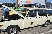 Tři desítky „chlouby“ východoněmeckého automobilového průmyslu si dalo sraz v Hradci Králové.