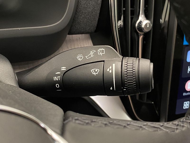 Volvo XC90 (2026) B5 AWD AUT DARK PLUS 7míst - fotka 32 z 67