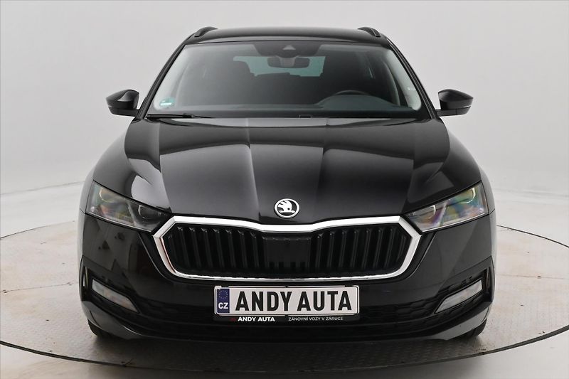 Škoda Octavia 2,0 TDI 110kW LED Matrix Navi - fotka 2 z 26