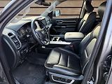 Dodge RAM (2022) +LARAMIE+VZDUCH+RAMBOX+HEMI+ - náhled 18