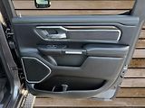 Dodge RAM (2022) +LARAMIE+VZDUCH+RAMBOX+HEMI+ - náhled 15