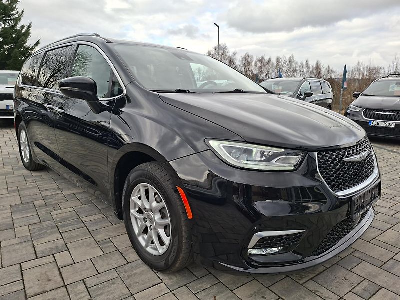 Chrysler Pacifica (2021) 3,6L V6, 7míst, kůže, Adapt - fotka 1 z 50
