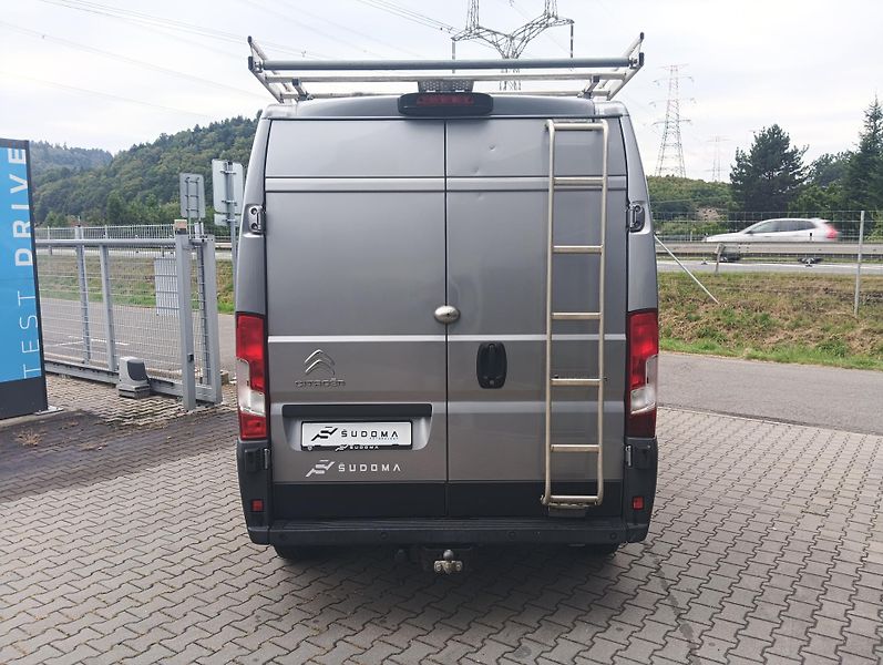 Citroën Jumper (2020) Furgon 3500 L2H2 140k 2.2 BHDi - fotka 6 z 23
