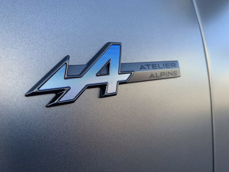 Renault Rafale (2026) atelier Alpine hyper hybrid 4x - fotka 6 z 24