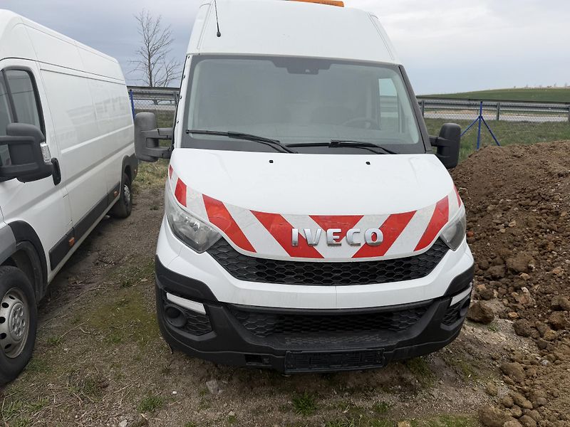 Iveco Daily 35S17   3,0 D  závada MOTORU ! - fotka 2 z 8