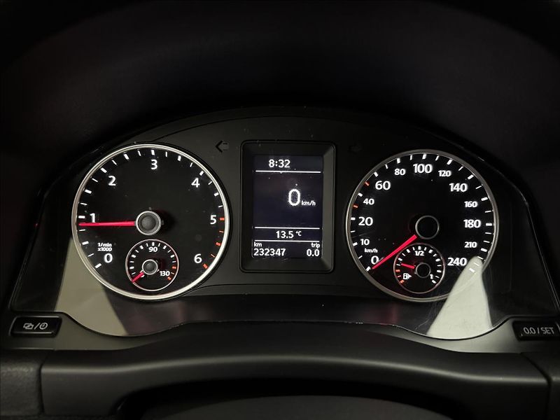 Volkswagen Tiguan 2,0 110kW 4X4 NAVI SERVIS TZ - fotka 13 z 41