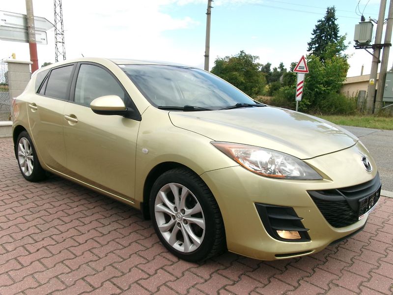 Mazda 3 (2009) 1,6i AC NAVI TEMP VÝHŘEV - fotka 9 z 31
