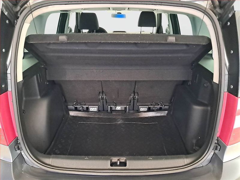 Škoda Yeti (2012) 1.4 TSI, Serv.kniha - fotka 13 z 15