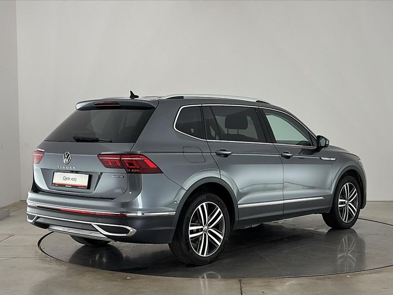 Volkswagen Tiguan Elegance 4Motion DSG - fotka 2 z 30