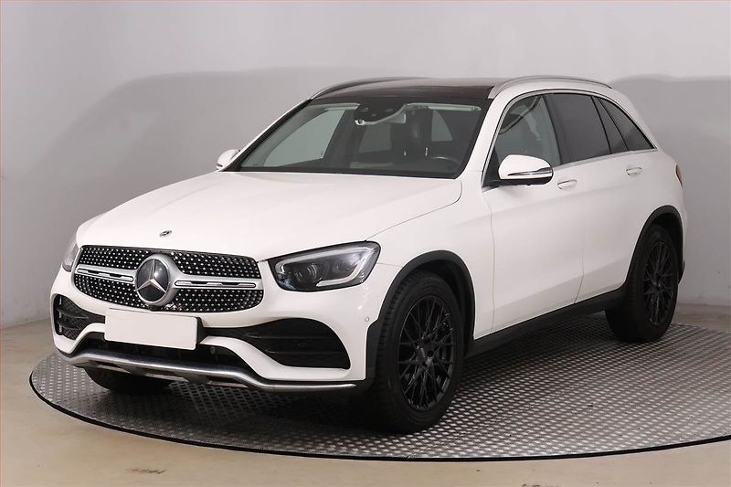 Mercedes-Benz GLC (2019) 300 d 4MATIC - fotka 2 z 20