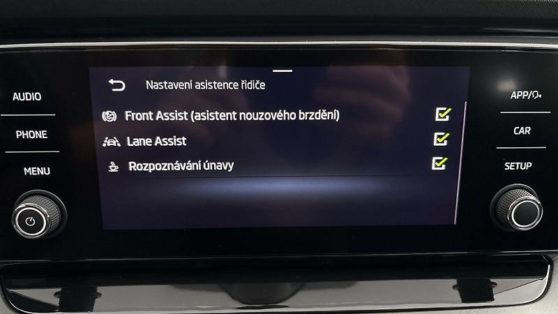 Škoda Octavia 1.0 TSI E-Tec DSG Ambition Com - fotka 22 z 23
