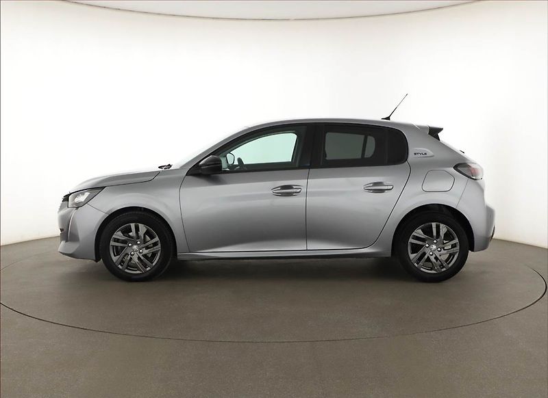 Peugeot 208 (2022) 1.2 PureTech, Serv.kniha - fotka 3 z 15