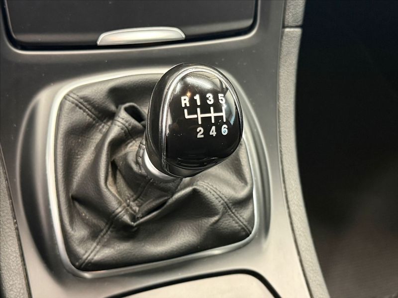 Ford S-MAX 1,6 EcoBoost 118kw TITANIUM - fotka 14 z 18