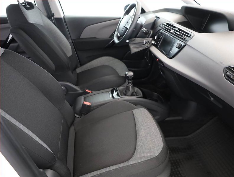 Citroën Grand C4 SpaceTourer (2019) 1.5 HDi, ČR,1.maj, Serv.kniha - fotka 7 z 16