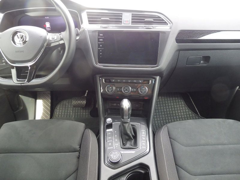 Volkswagen Tiguan (2017) Highline 2,0 TDI 140kW DSG 4MO - fotka 11 z 27