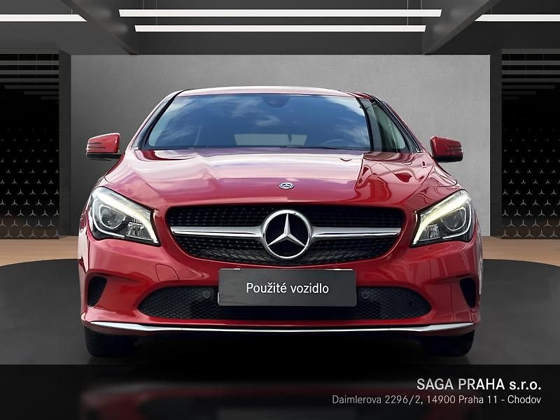 Mercedes-Benz CLA Shooting Brake 180 d Shooting - fotka 2 z 18