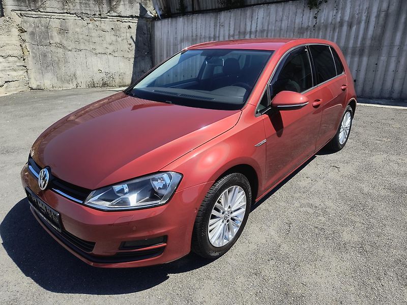 Volkswagen Golf (2014) 1.2 TSI 63KW 4-VÁLEC Z ŘEMENEM - fotografie inzerátu