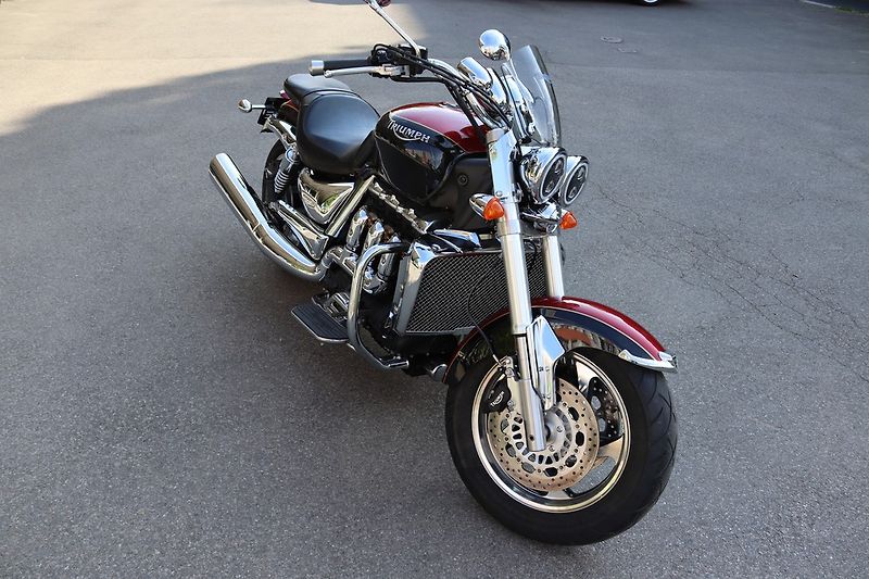 Triumph Rocket III Classic (2007) ROCKET III  K prodeji !! - fotka 9 z 20