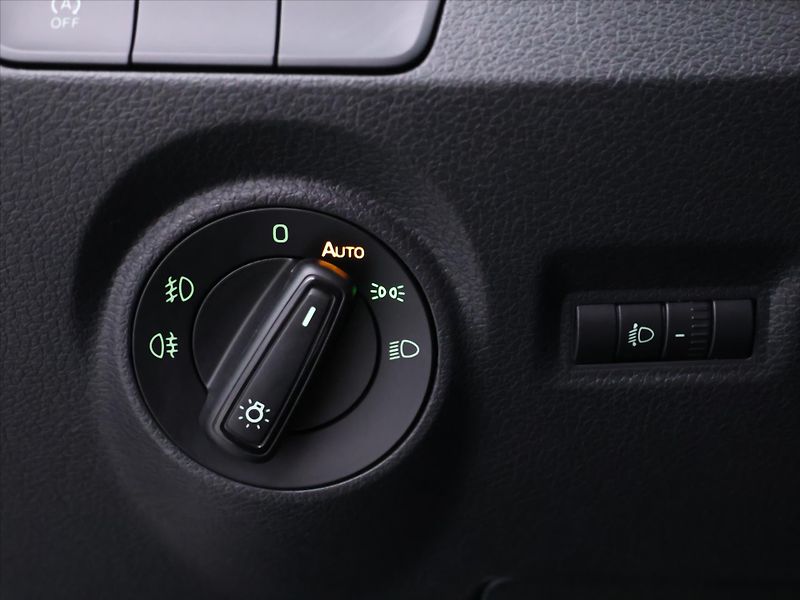 Škoda Fabia 1.2 TSI 81kW CZ Style - fotka 15 z 31