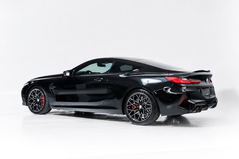 BMW M8 Competition*Carbon*B&W - fotka 5 z 44
