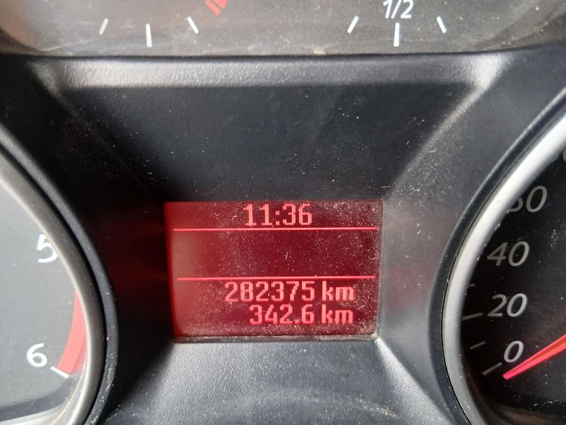 Ford Galaxy 2.0 TDCI, tažné, klima - fotka 20 z 35