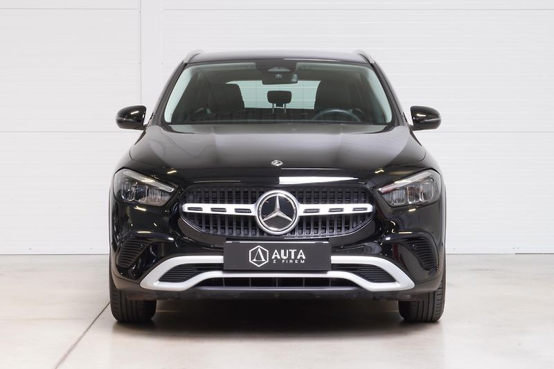 Mercedes-Benz GLA 200d,1.MAJ,ČR,DPH,Kamera - fotka 2 z 30
