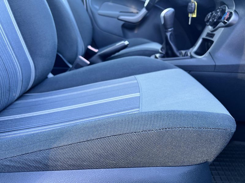 Ford Fiesta 1.25i KLIMA ALU KOUPENO V ČR - fotka 31 z 37